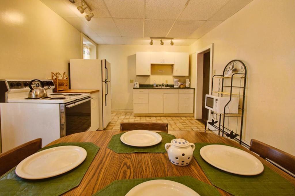 Suites On Main Маргаретвілл Номер фото